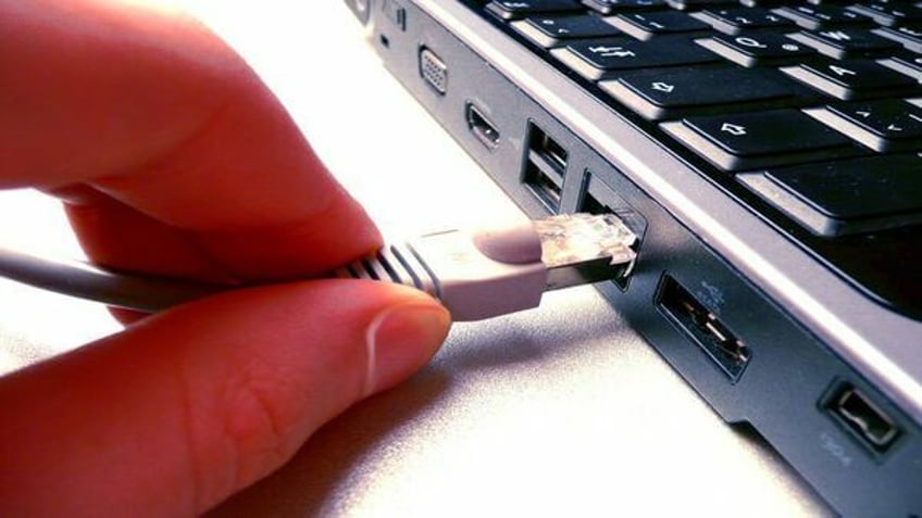 public report hundreds of thousands of child abuse images to irish watchdog