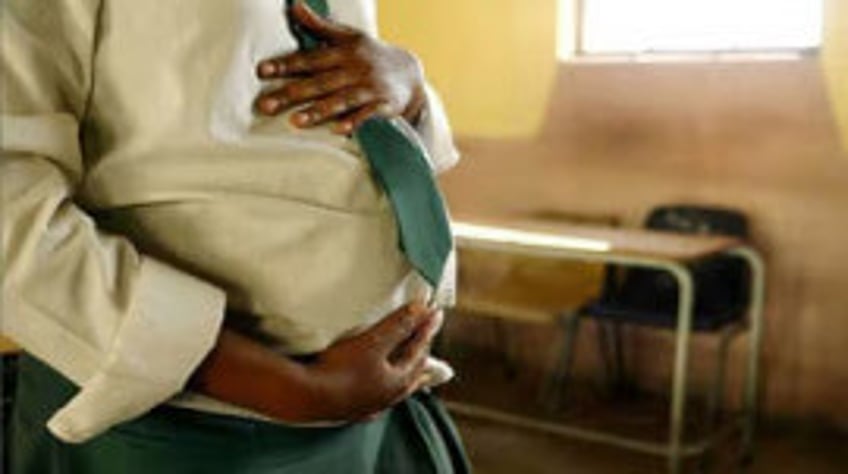 roundtable discussions to prevent teenage pregnancy