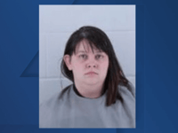 trabajadora de cuidado infantil de la escuela cristiana shawnee mission acusada de abuso infantil
