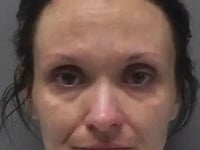 una denuncia por abuso de menores lleva a la carcel a una mujer que acuso a la joven victima de acostarse con su conyuge