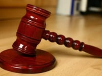 una madre de nueva jersey culpable de golpear descuartizar y quemar los restos de su bebe de 23 meses