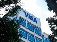 visa kan aansprakelijk worden gesteld voor materiaal over seksueel misbruik van kinderen op pornhub en andere sites