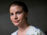 voormalig amerikaans schaatser farrell kondigt partnerschap aan om overlevenden van kindermisbruik te helpen