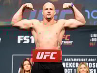 voormalig ufc vechter cody east aangeklaagd voor mishandeling kindermishandeling en onterechte opsluiting