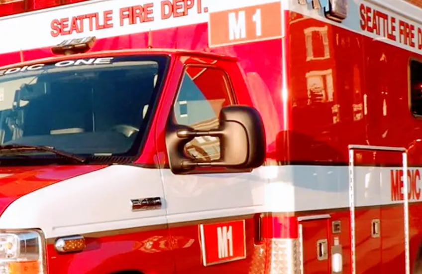 vriendje geeft moeder aan voor mishandelen dochter