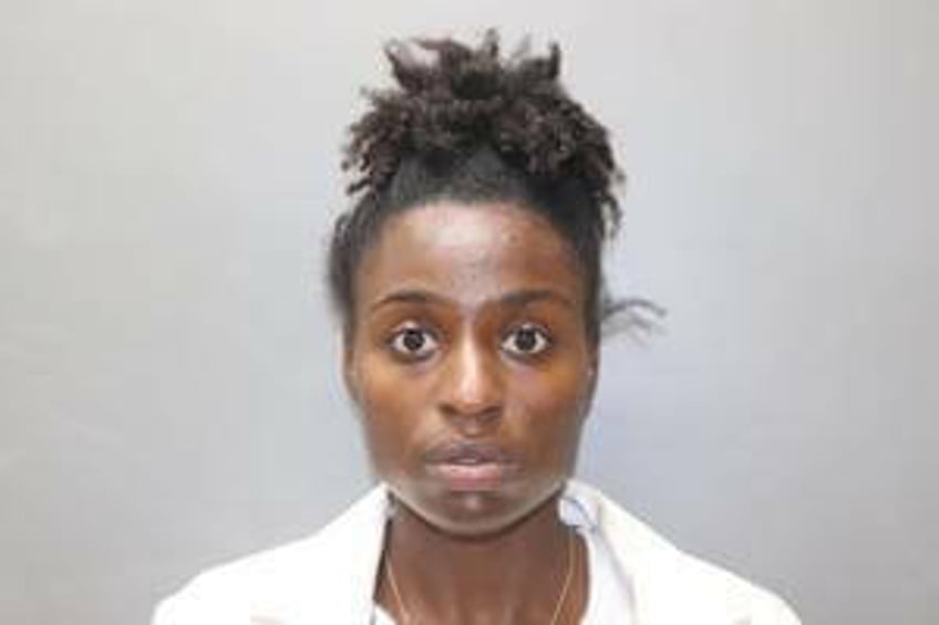 woman charged with failing to report child abuse